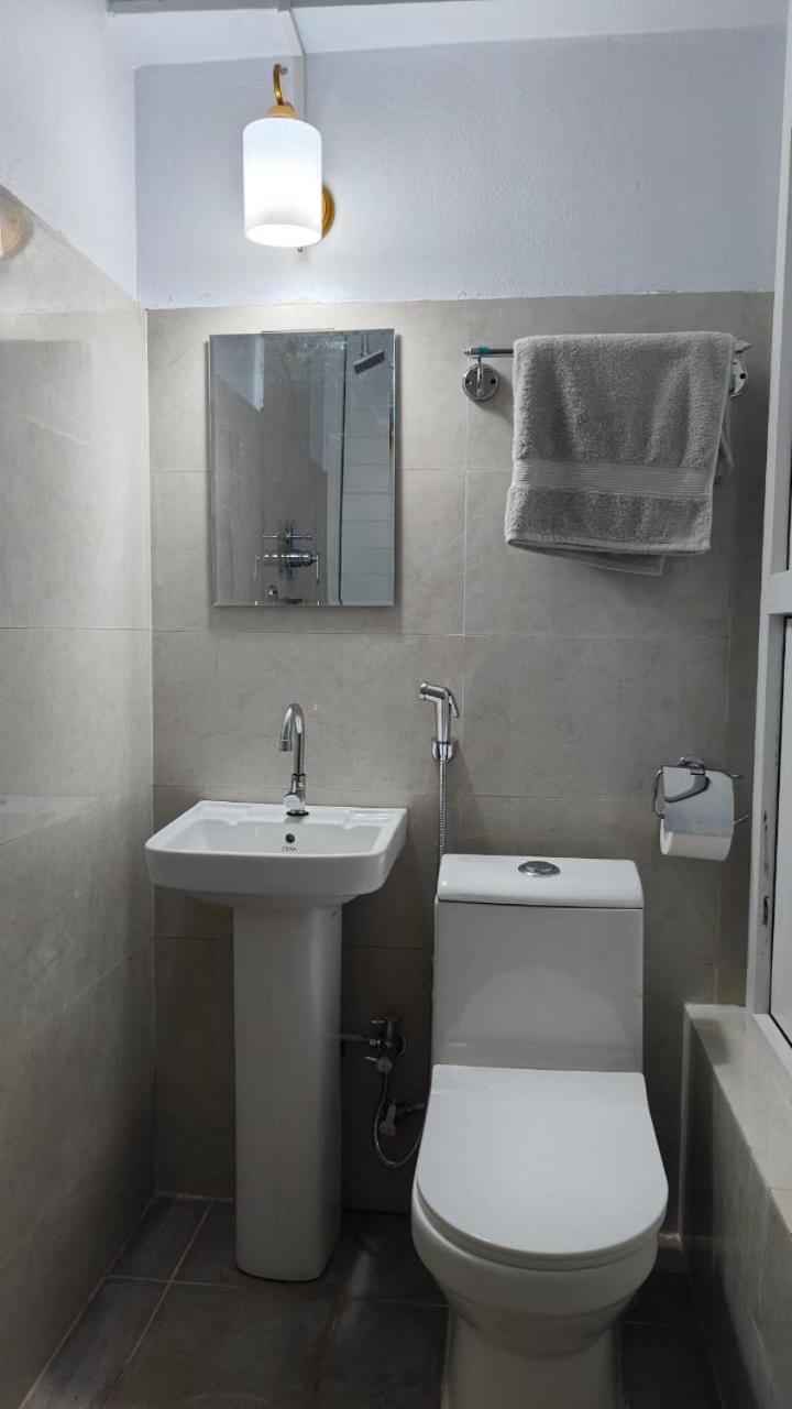 Community Holiday Inn Panauti Экстерьер фото